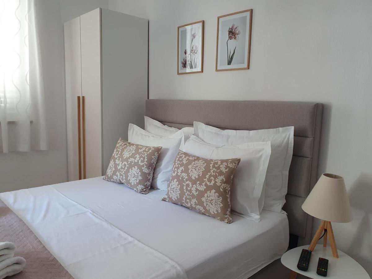 Apartmani Eterovic Baška Voda Esterno foto