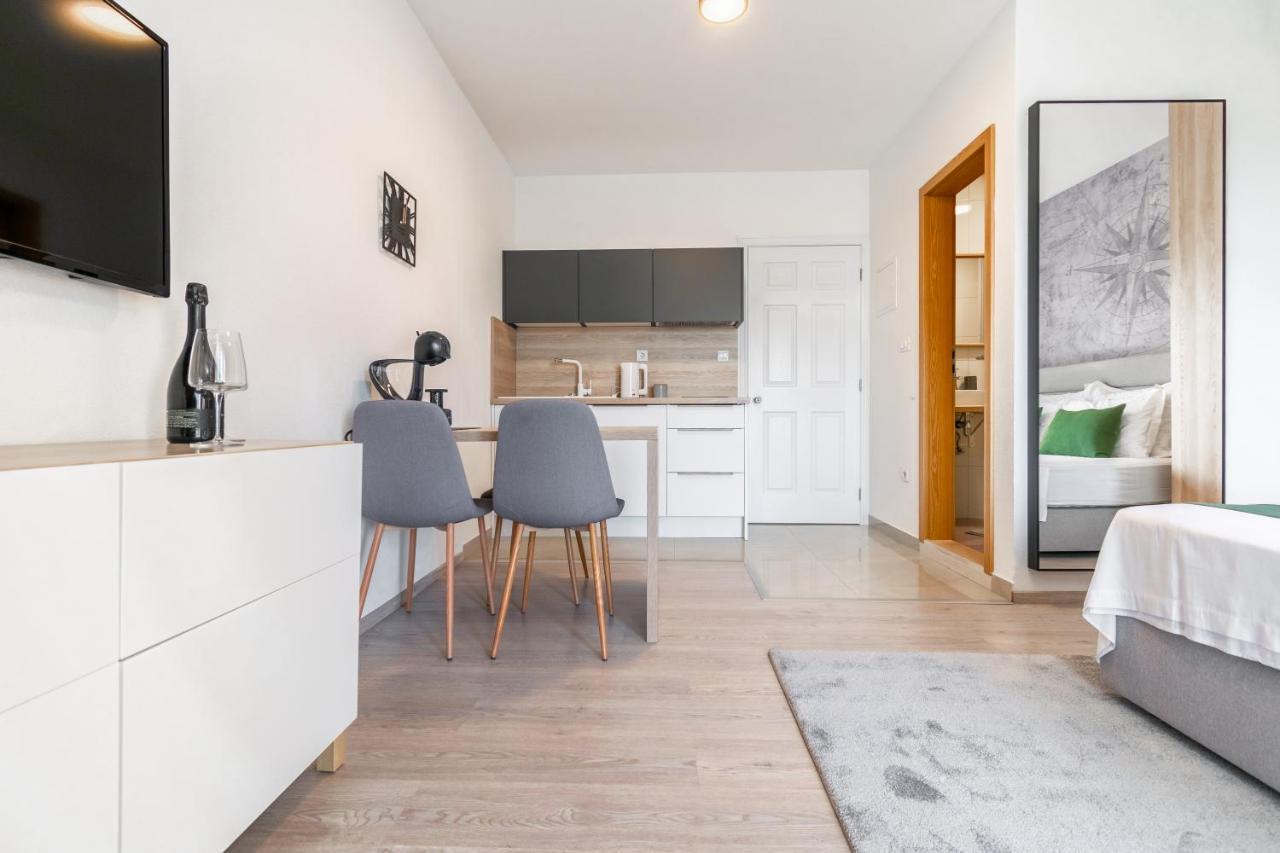 Apartmani Eterovic Baška Voda Esterno foto