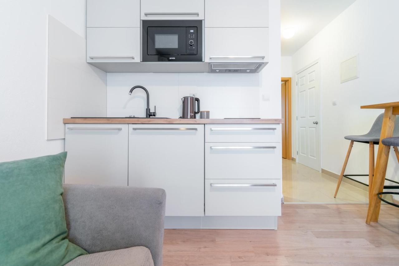 Apartmani Eterovic Baška Voda Esterno foto